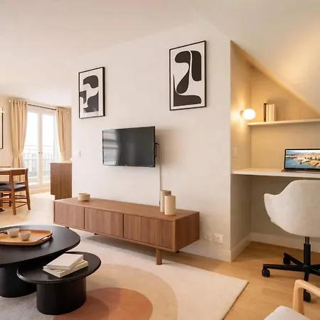 Appartamento Eiffel Tower - Exclusive Loft With Terrace Jacuzzi And Lift Parigi