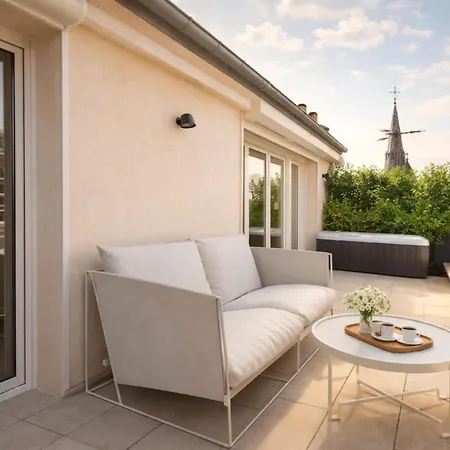 Appartamento Eiffel Tower - Exclusive Loft With Terrace Jacuzzi And Lift